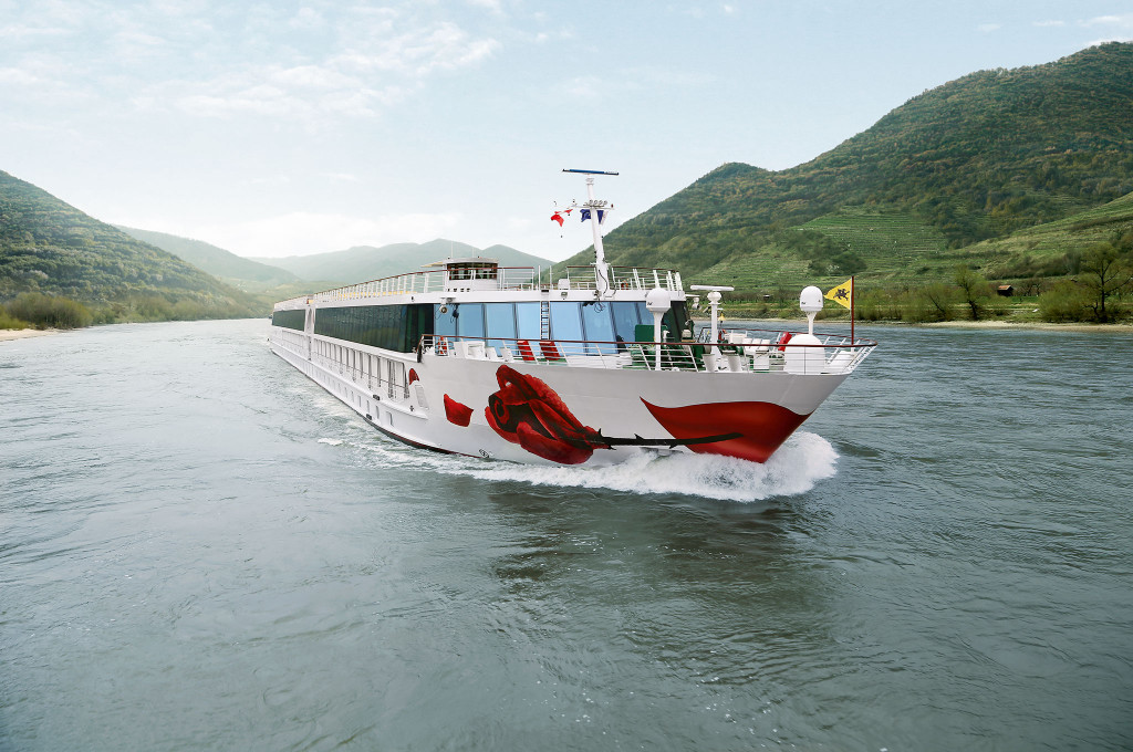 Costa Victoria
