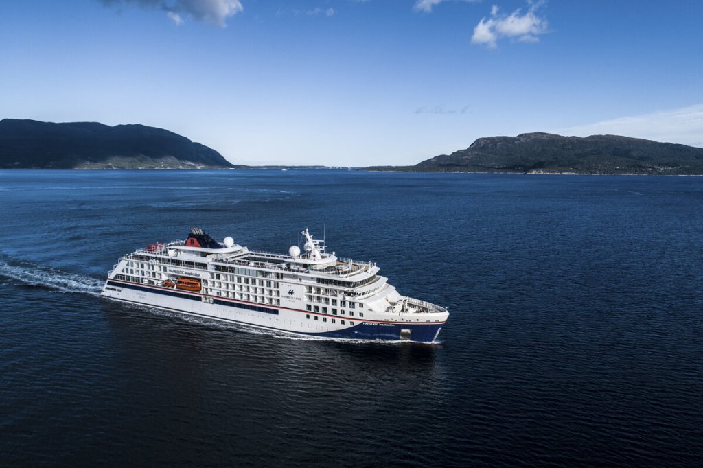 MS COMPASS EMPRESS